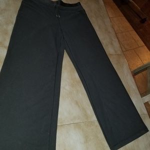 Under armour Charged Woman's size XL Drawstring